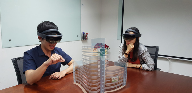 Onetech_Asia_Hololens_Demo_idea_real_estate